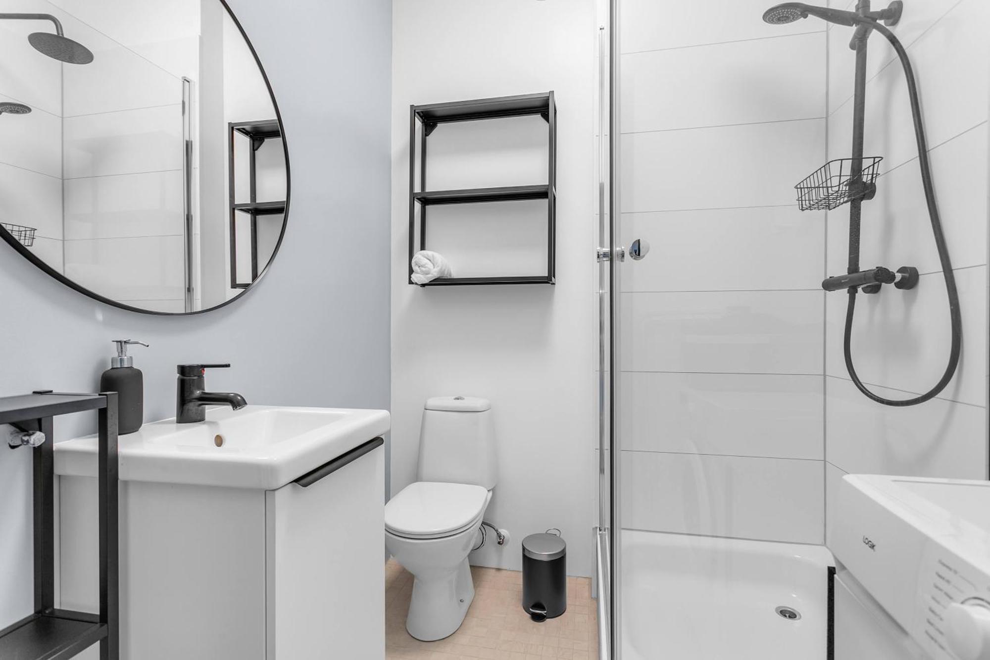 Modern 1br Flat In